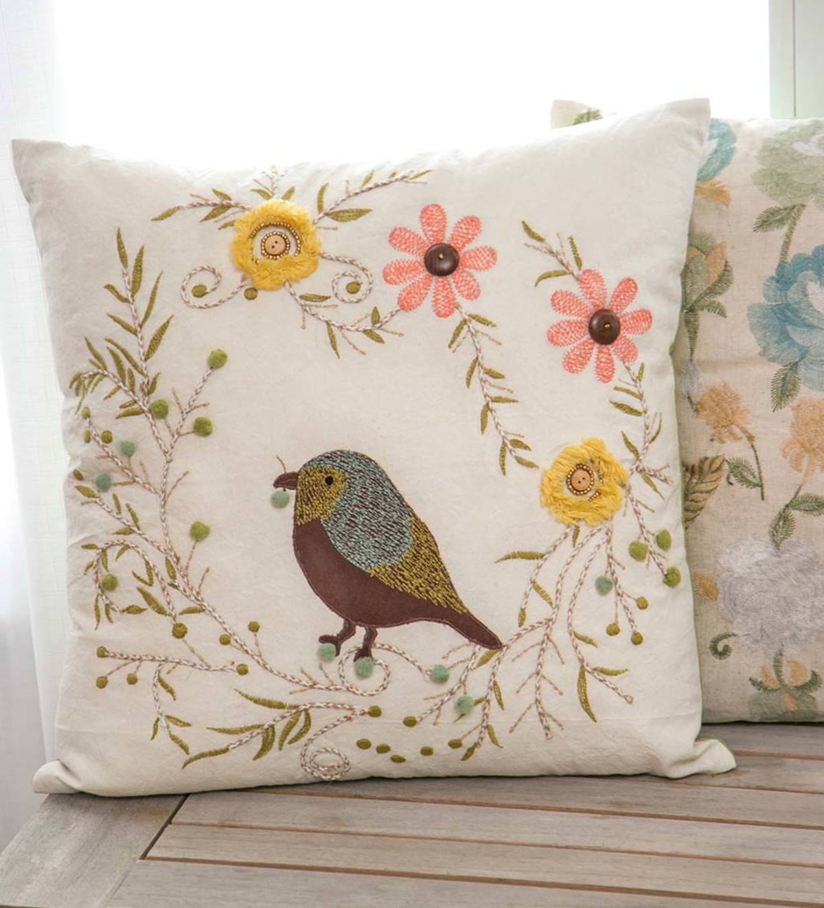 Decorative pillows with store birds